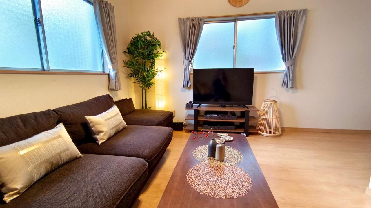 Tsukiyume Kan - House With Parking, 10Mins To Usj, Tennoji, Namba Ōsaka Exterior foto